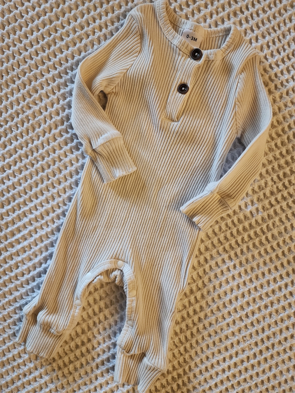 Ribbed Textured Baby onsie